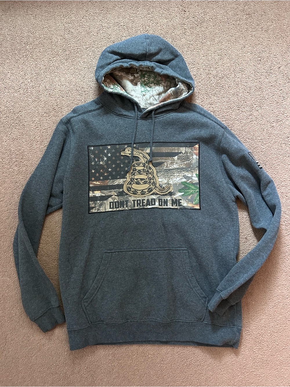 Men’s Buck Wear Don’t Tread On Me Hoodie Size Large Realtree Gray